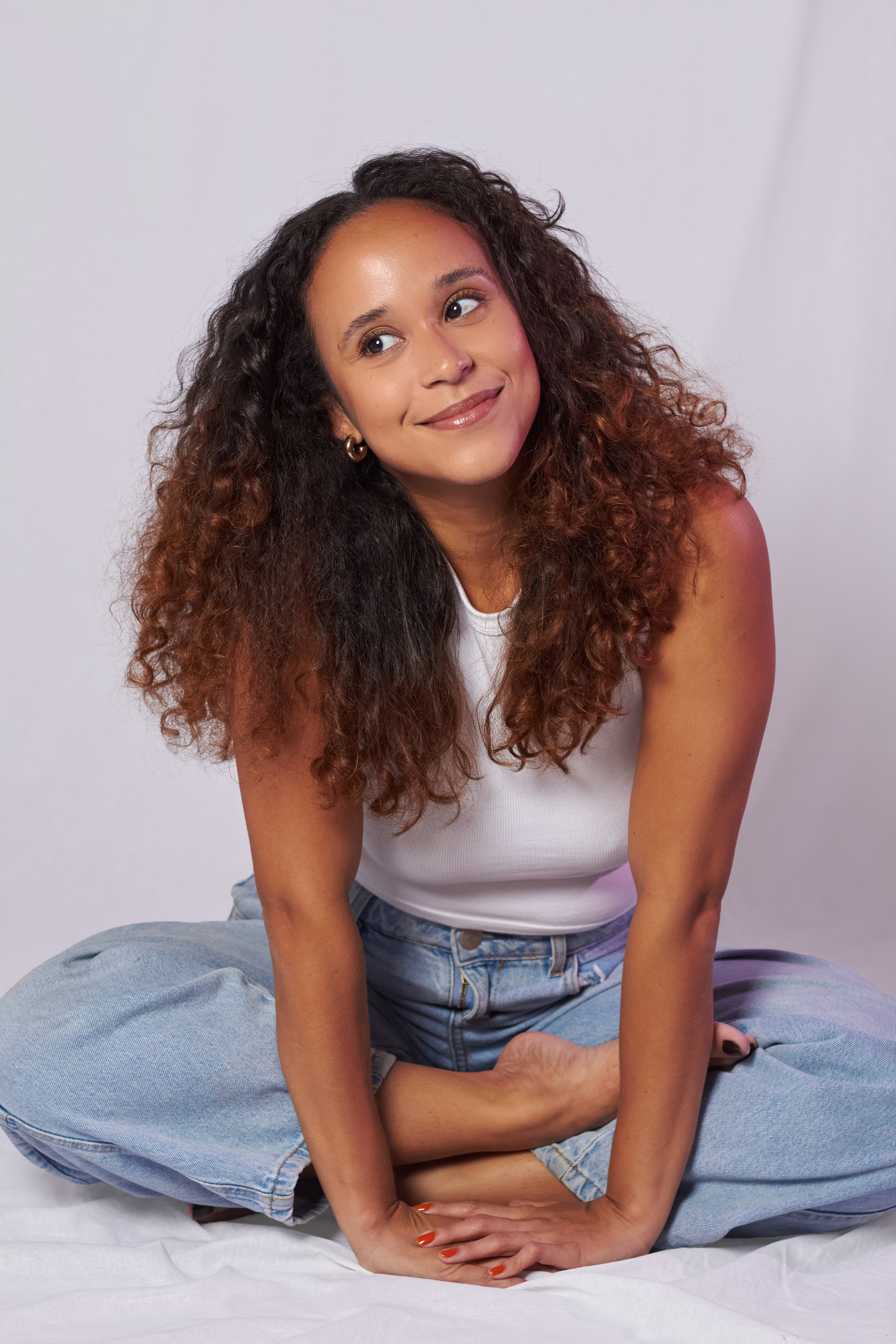 Mari Oliveira